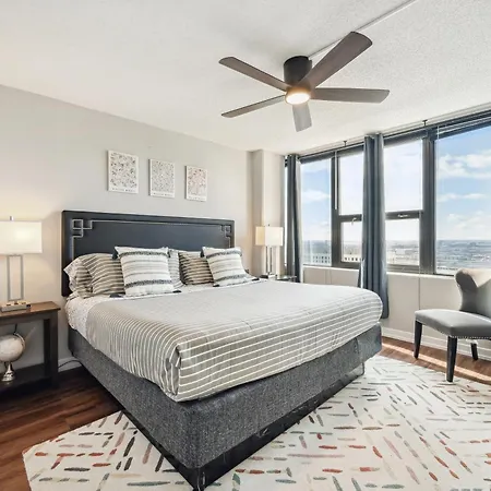 Apartment Mich Ave Downtown 2bd, Grant Park Museums #25 *
