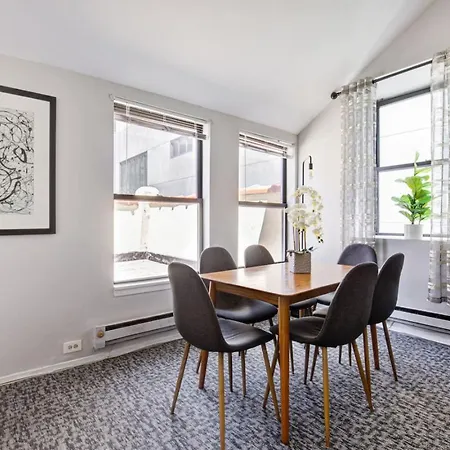Downtown Penthouse I Vintage , Gym & Balcony #5 Chicago
