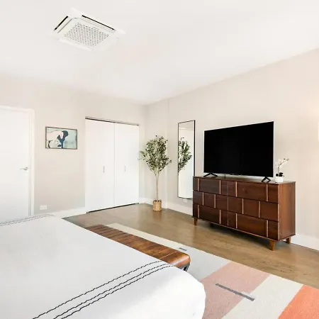 Apartment Downtown Penthouse Views Gym, Parking #1 Chicago