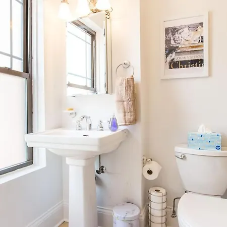 Apartment Gold Coast Mag Mile Location #2 Chicago