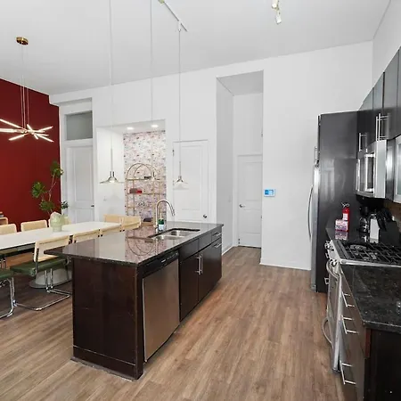 Huge 5br Heart Of Fulton Market Duplex Of Dreams *