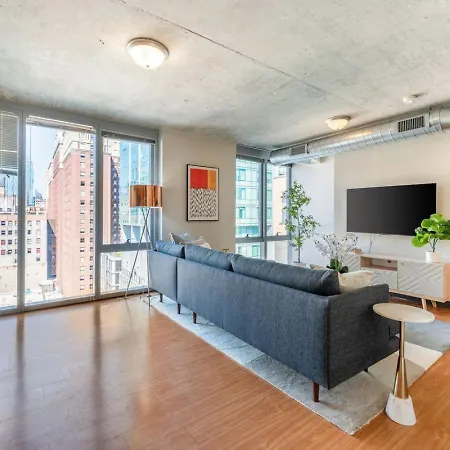 Apartment Downtown 9bd - Sleep 18 - Chicago