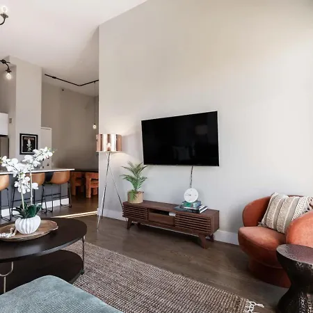 Downtown Penthouse 3bd Views Parking Gym #2 Chicago