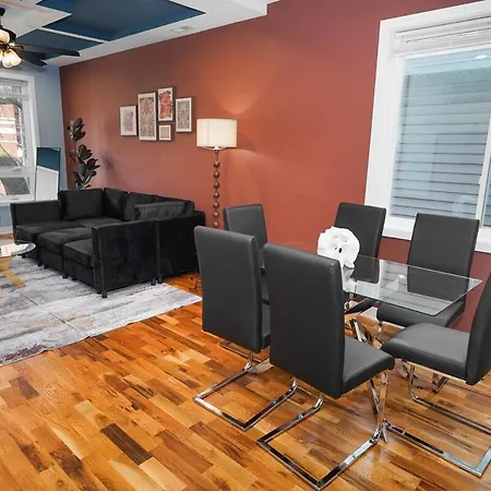 Modern 3br Retreat Near United Center & West Loop *