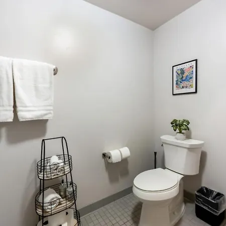 Apartment Downtown 2bd Gym Near Park Museums #4 *