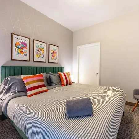 Spacious Downtwn Penthouse Vintage 3bd-gym & Balcony #2 Apartment *