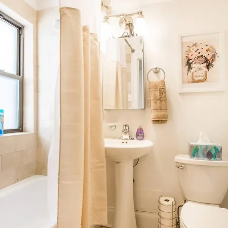Gold Coast Mag Mile Location #2 Apartment