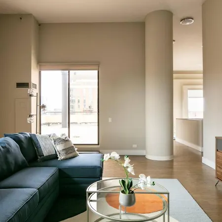 Dtown Penthouse - 4bd-4ba Parking Gym Apartment