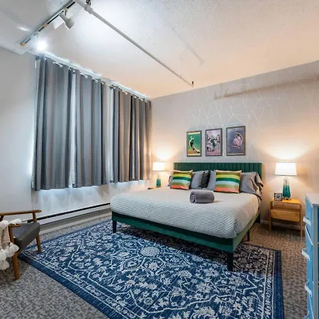 Spacious Downtwn Penthouse Vintage 3bd-gym & Balcony #2