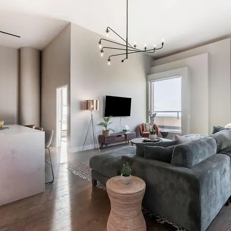 Apartment Downtown Penthouse 3bd Views Parking Gym #2