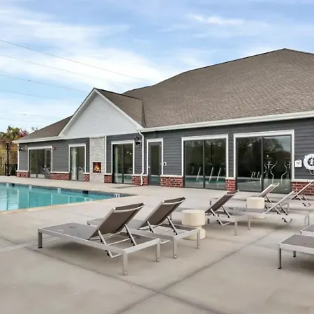 Landing Modern 2bd Clubhouse Gym *