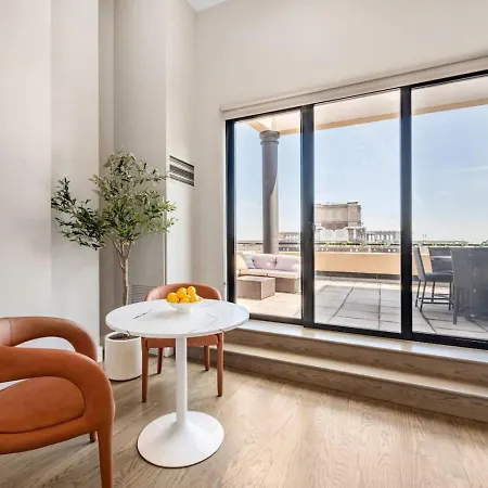 Downtown Penthouse Views Gym, Parking #1 * Chicago