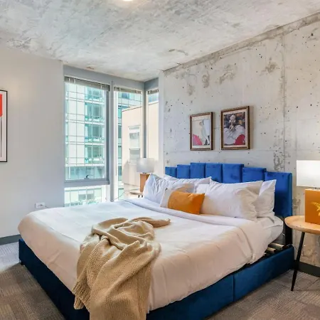Downtown 9bd - Sleep 18 - Apartment