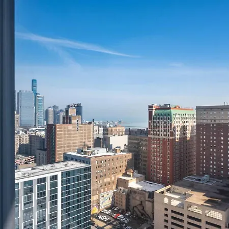 Apartment Downtown Penthouse Views Gym, Parking #1 Chicago
