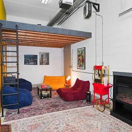 Huge 5br Heart Of Fulton Market Duplex Of Dreams