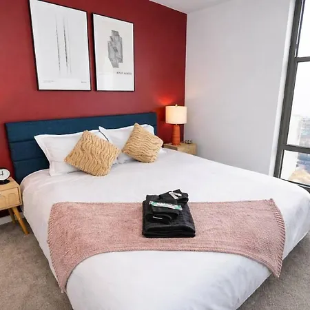 21st Floor Skyline 2br Near Grant Park & Field Museum Chicago