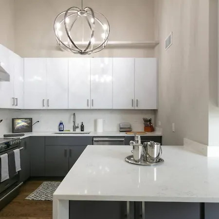 Dtown Penthouse - 4bd-4ba Parking Gym *
