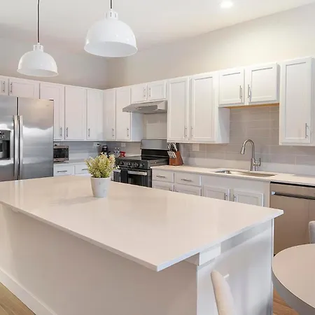 Apartment Landing Modern 2bd Clubhouse Gym Chicago