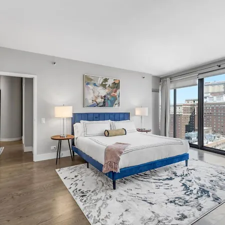 Dtown Penthouse - 4bd-4ba Parking Gym Apartment Chicago