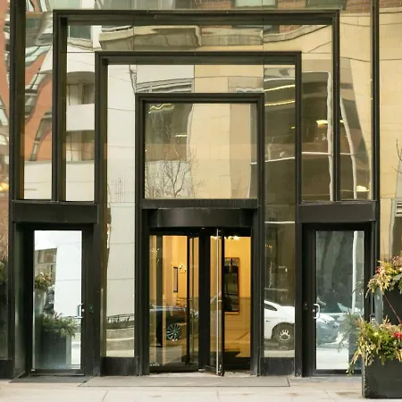 Apartment Downtown Penthouse 3bd Views Parking Gym #2 *