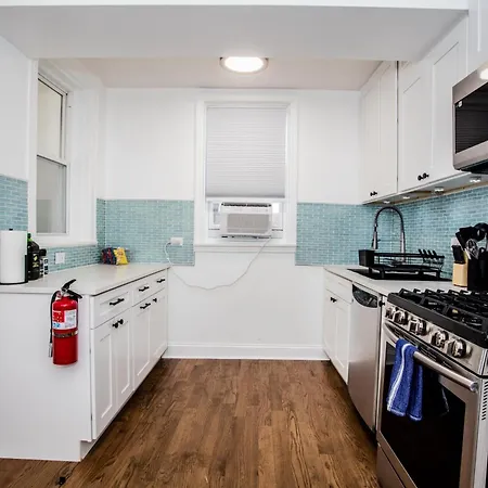Apartment King Bed, Great Wifi, United Center, Walk To Train