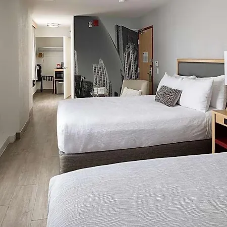 Saint Clair - Magnificent Mile 4* Chicago