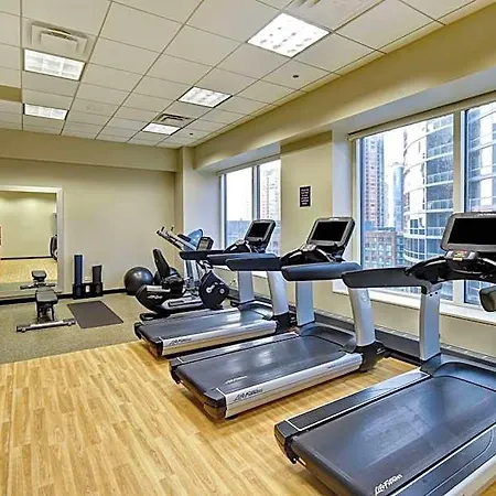 Hotel Embassy By Hilton Downtown Magnificent Mile Chicago