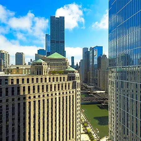 Mart Plaza River North, An Ihg Chicago