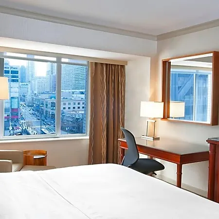 The Westin Michigan Avenue 4*