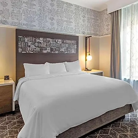 Hilton Vacation Club Hotel Blake Chicago