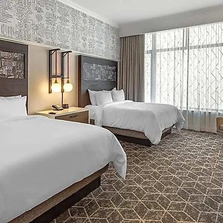 Hilton Vacation Club Hotel Blake Chicago