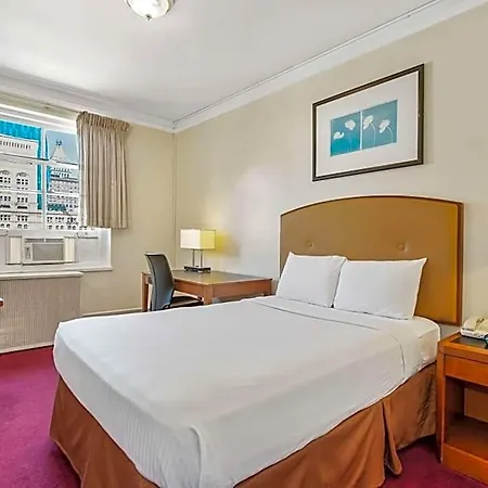 Hotel Travelodge By Wyndham Downtown 2*