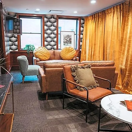 Hotel Selina 3*