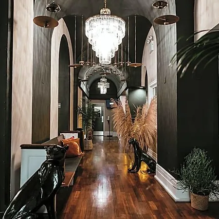 Selina Hotel