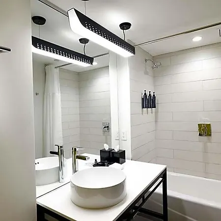 Aloft By Marriott Mag Mile Hotel 3*