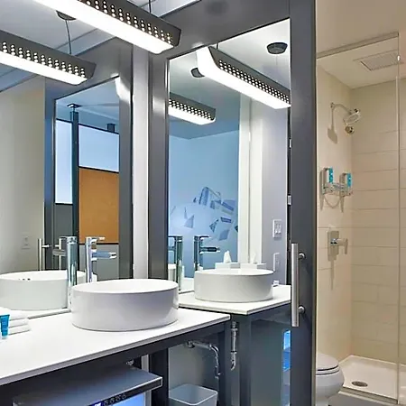 Hotel Aloft By Marriott Mag Mile Chicago