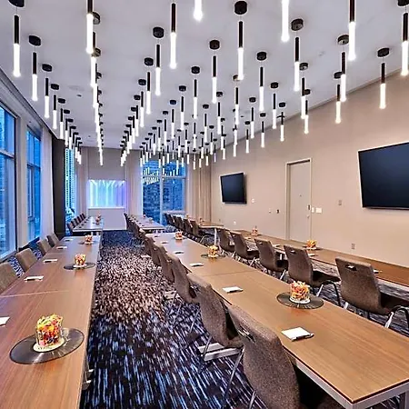 Aloft By Marriott Mag Mile Chicago