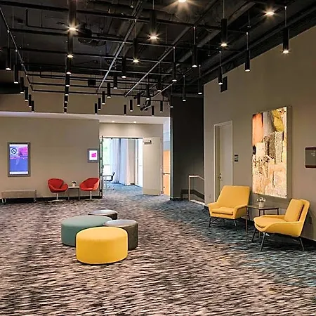 Hotel Aloft By Marriott Mag Mile Chicago