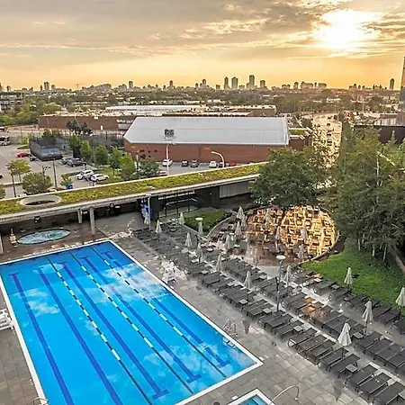 Resort The & Athletic Club At Midtown