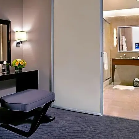 Trump International & Tower 5*