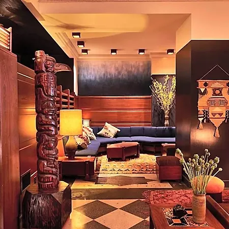 Hotel Freehand