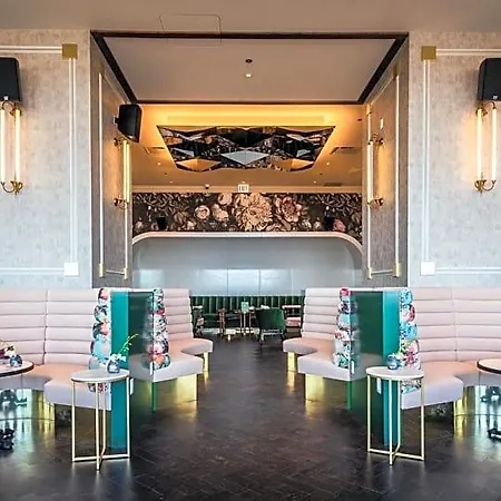 Hotel Le Meridien Essex Chicago