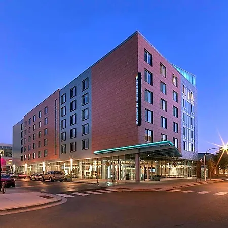 Hyatt Place Chicago-south/university Medical Center Hotel 3*