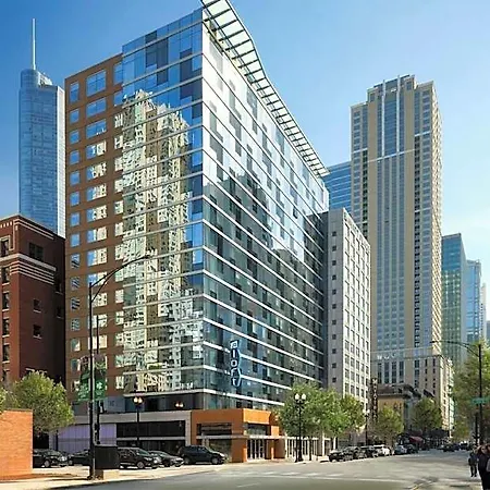 Aloft By Marriott Downtown River North 3*