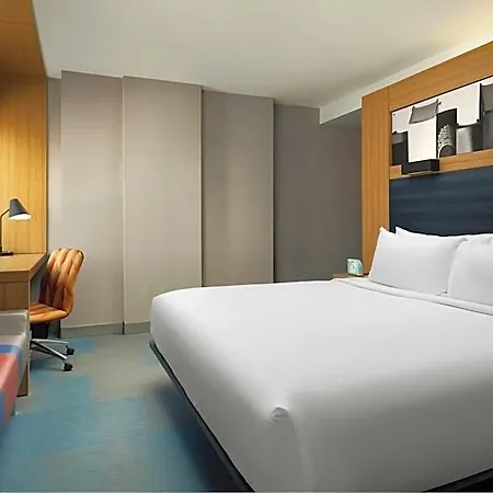 Hotel Aloft By Marriott Downtown River North