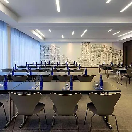 Hotel Radisson Blu Aqua Hotel, 4*