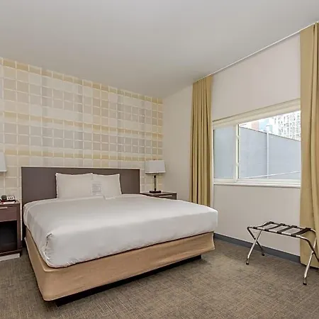 Ohio House 3* Chicago