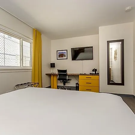 Ohio House 3* Chicago