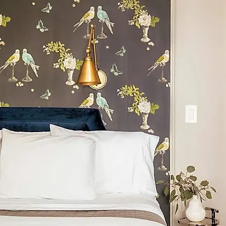 Wicker Park Bed & Breakfast Chicago