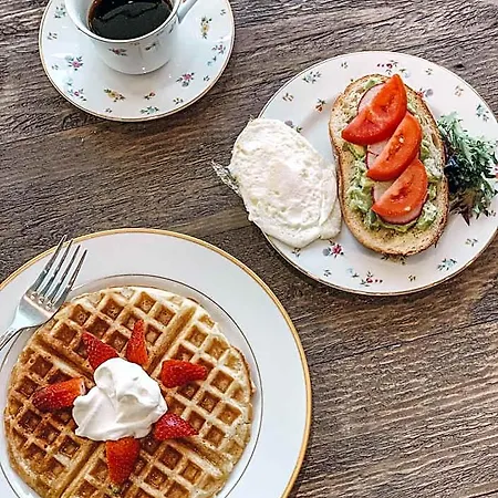 Wicker Park Bed & Breakfast Chicago
